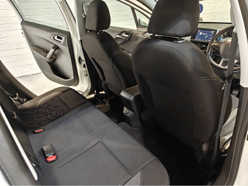 2019 Peugeot 2008 - image 21