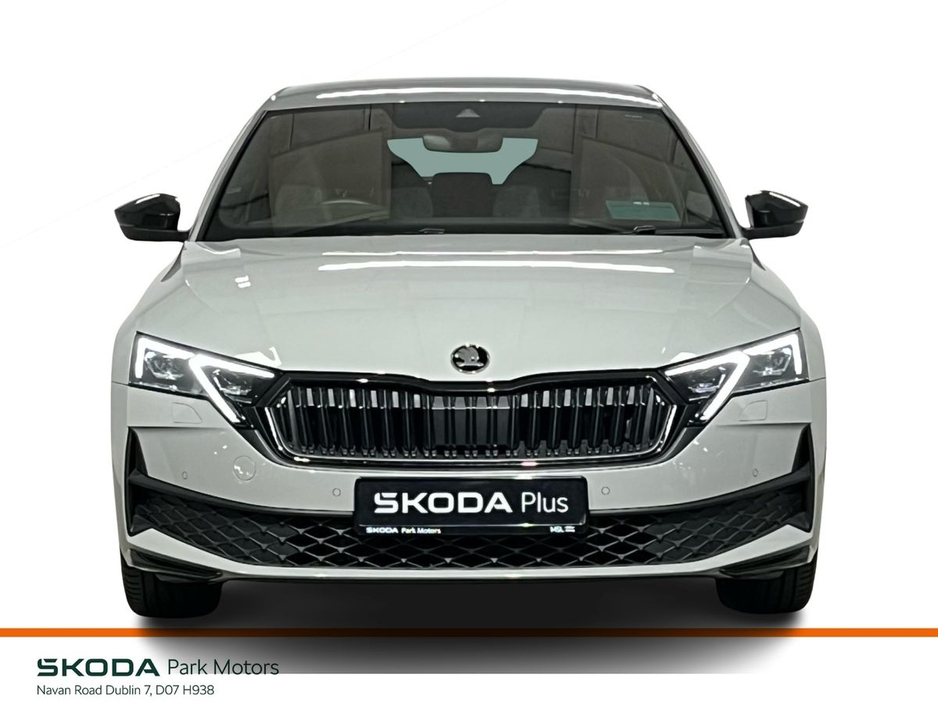2025 Skoda Octavia - image 12