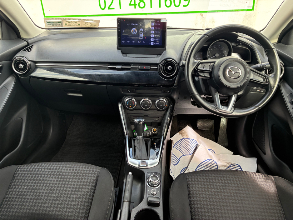 2017 Mazda Demio - image 7