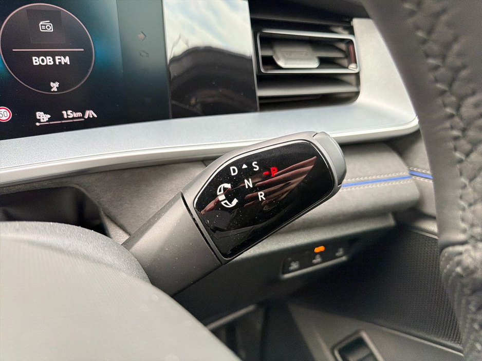 2026 Volkswagen Tayron - image 10