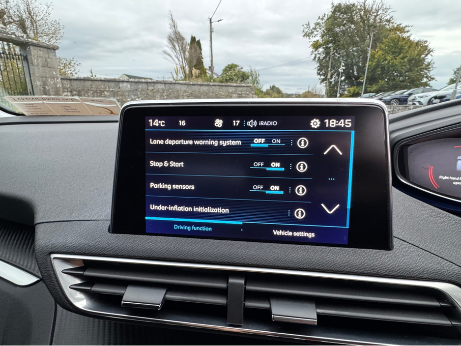 2017 Peugeot 3008 ACTIVE 1.6 BLUE HDI 120 4 4DR €17,950