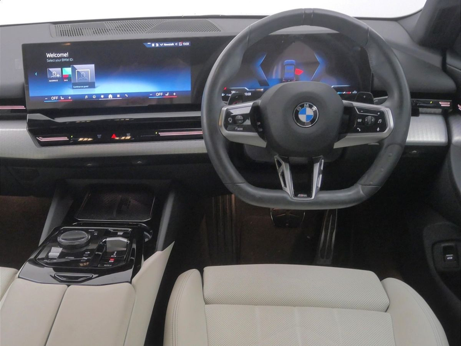 2024 BMW 5 Series 520i M Sport Saloon €59,900