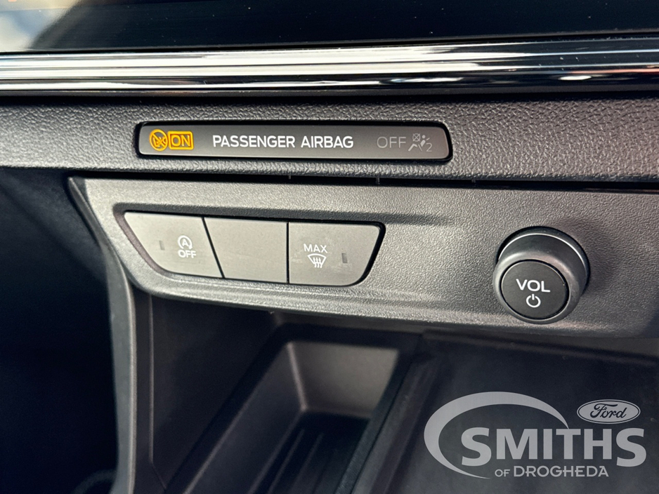 2025 Ford Puma - image 19