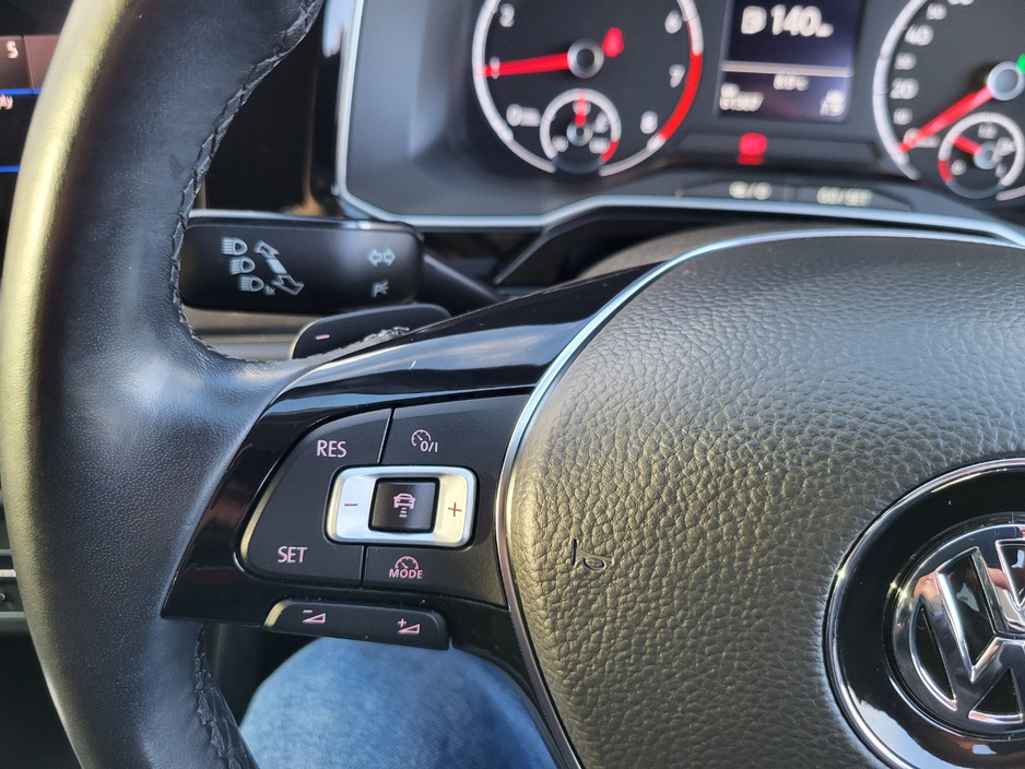 2019 Volkswagen Polo - image 23