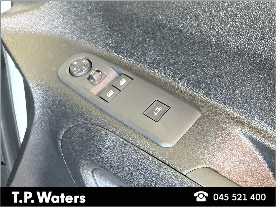 2026 Fiat Doblo - image 9