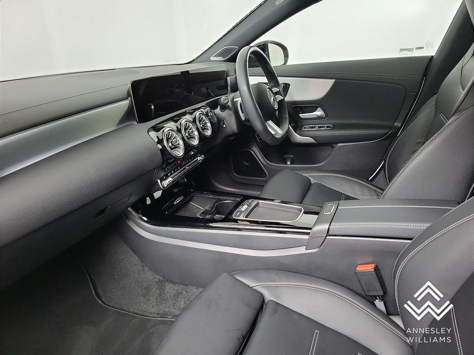 2025 Mercedes-Benz CLA Class - image 13