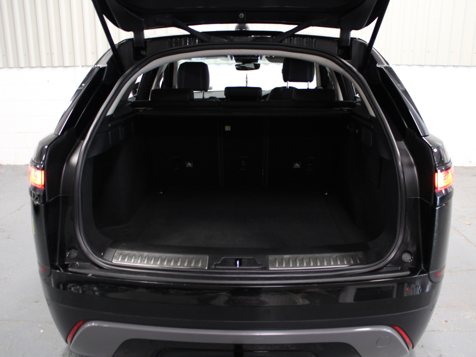 2020 Land Rover Range Rover Velar - image 31