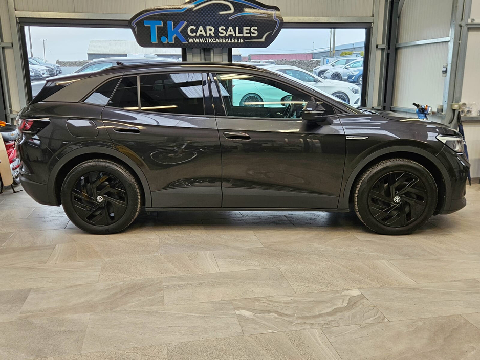 2022 Volkswagen ID.4 - image 2