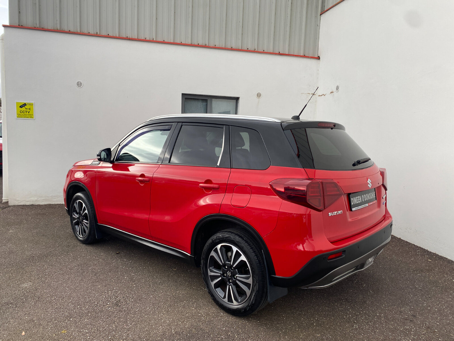 2021 Suzuki Vitara - image 6