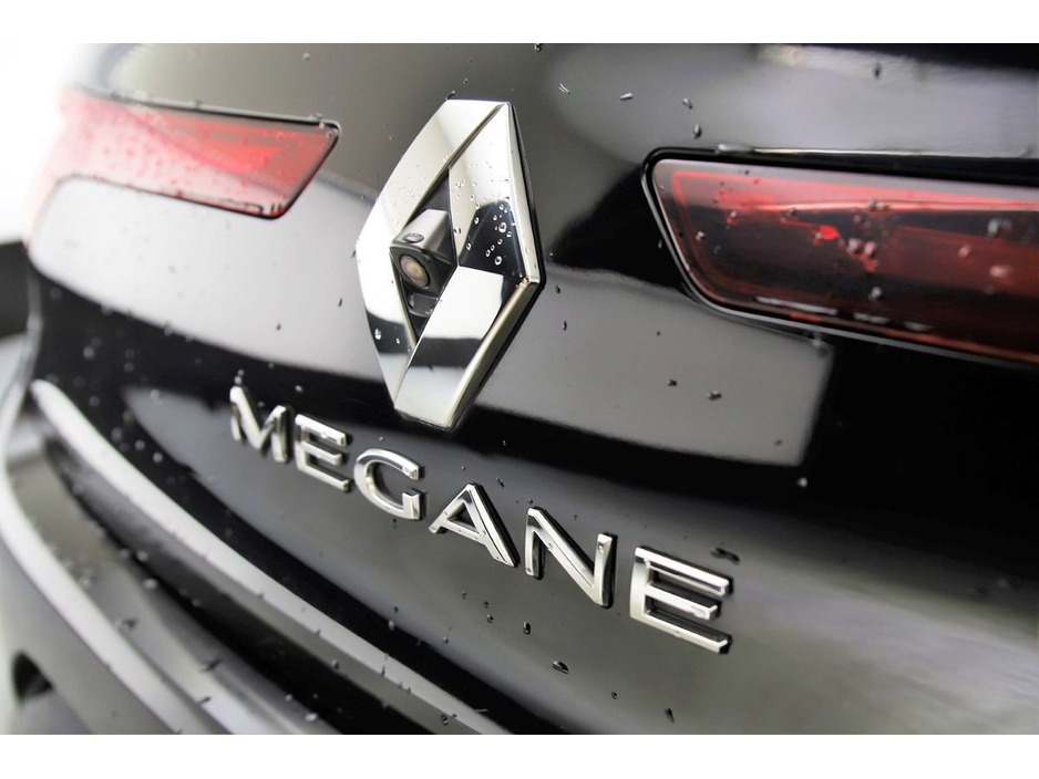 2017 Renault Megane - image 28