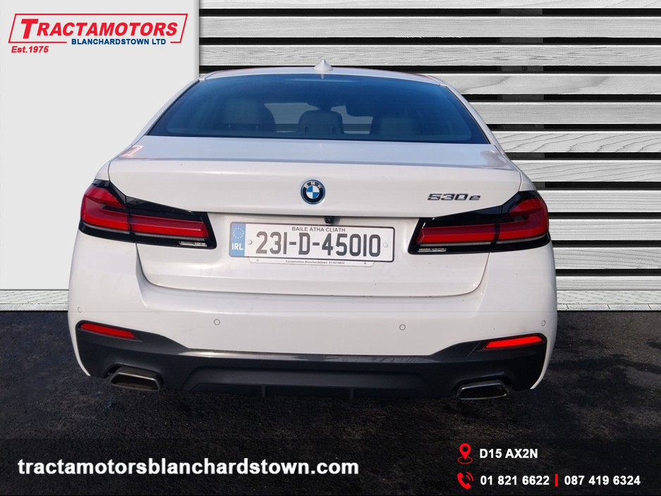 2023 BMW 5 Series - image 11