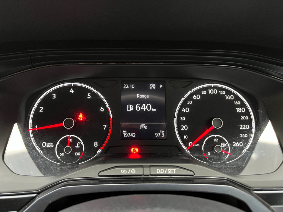 2021 Volkswagen Polo - image 18