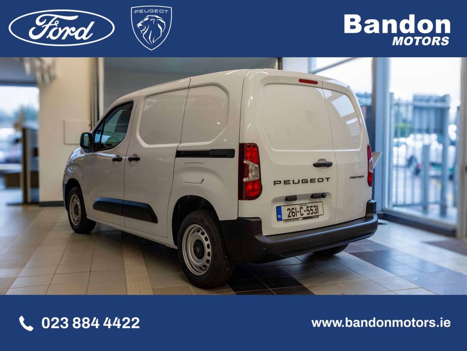 2026 Peugeot Partner PRE REG OFFER - PARTNER PRO PLUS1.5 HDI 100 65 €22,450