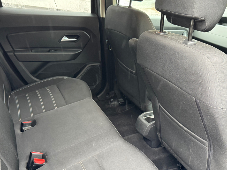 2019 Dacia Duster PRESTIGE BLUE DCI 115 M 4DR €13,200