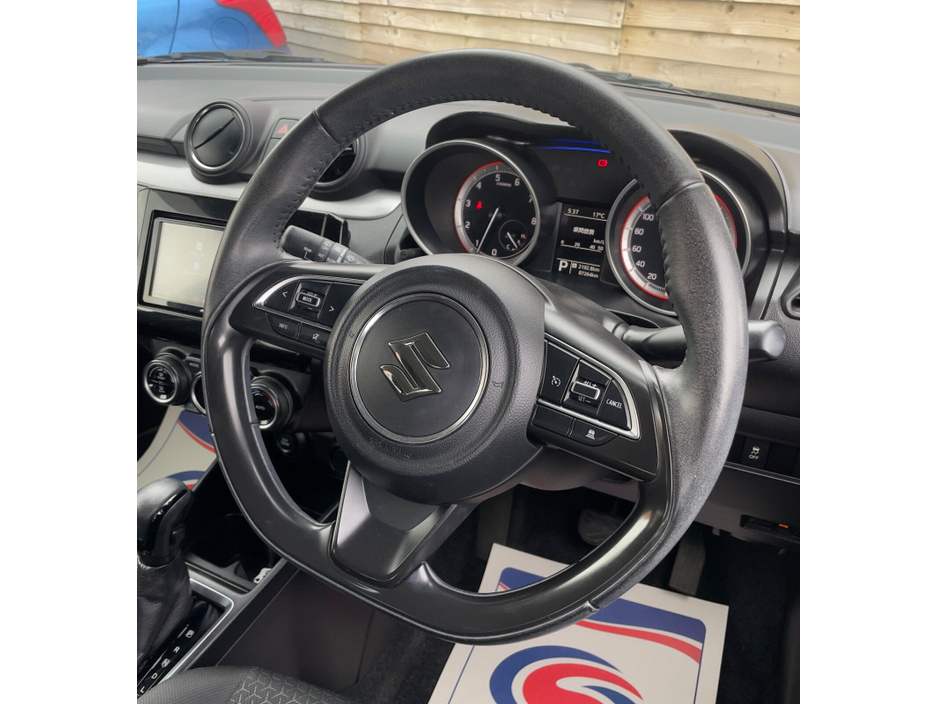 2020 Suzuki Swift - image 8