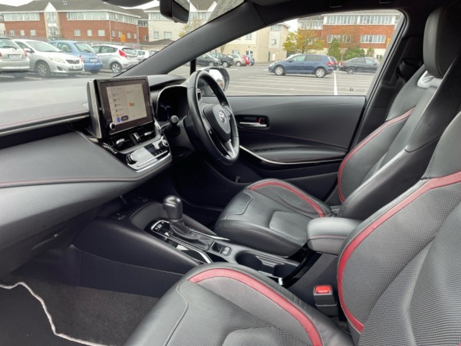 2023 Toyota Corolla - image 7