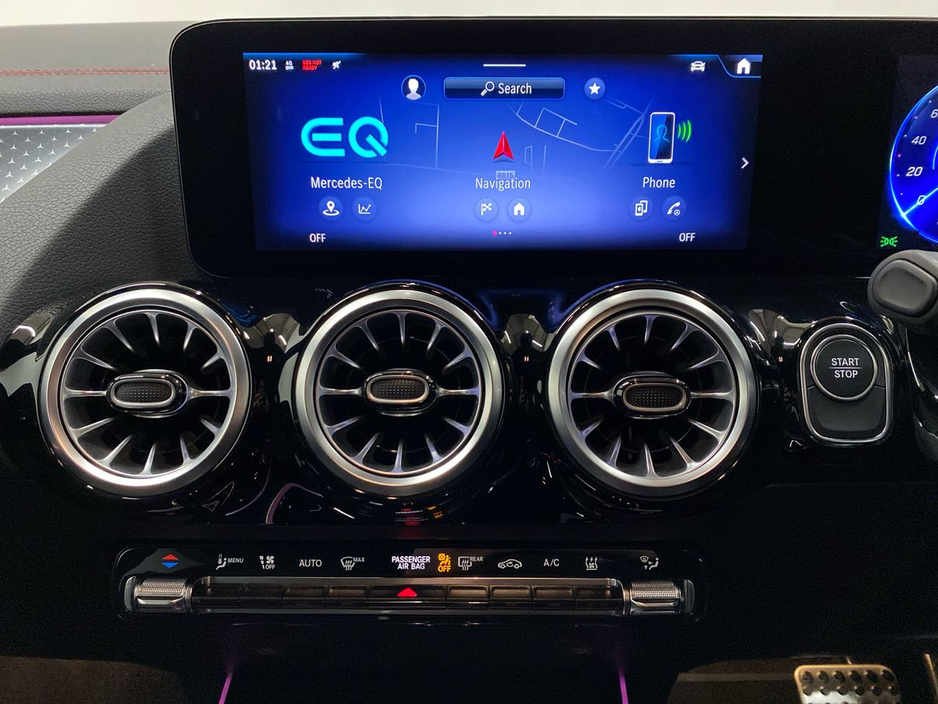 2025 Mercedes-Benz EQA - image 11