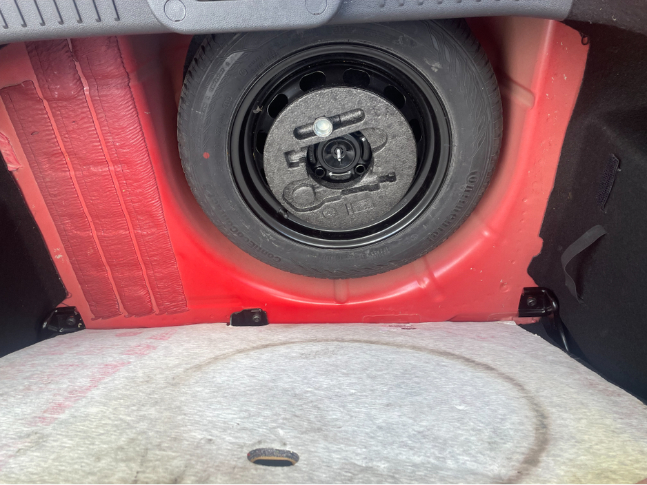 2017 Ford Fiesta - image 18