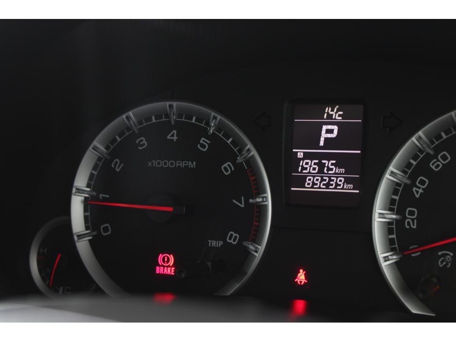 2015 Suzuki Swift - image 12