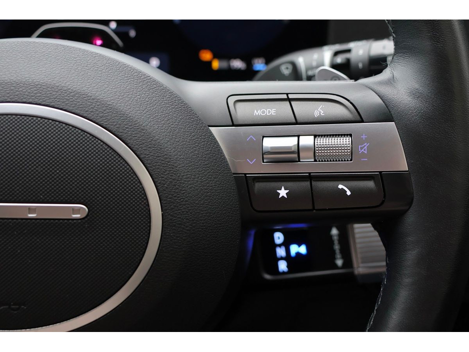 2024 Hyundai Kona - image 10