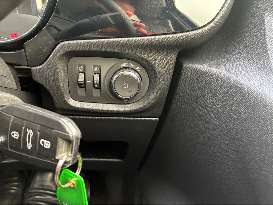 2023 Opel Corsa SC-1.2 75PS-PET-5SP-MY22 4DR €14,950