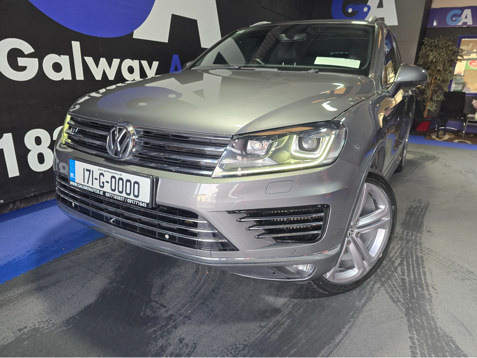 2017 Volkswagen Touareg V6 R-LINE-FULLY SERVICED WITH NEW TYRES €26,450