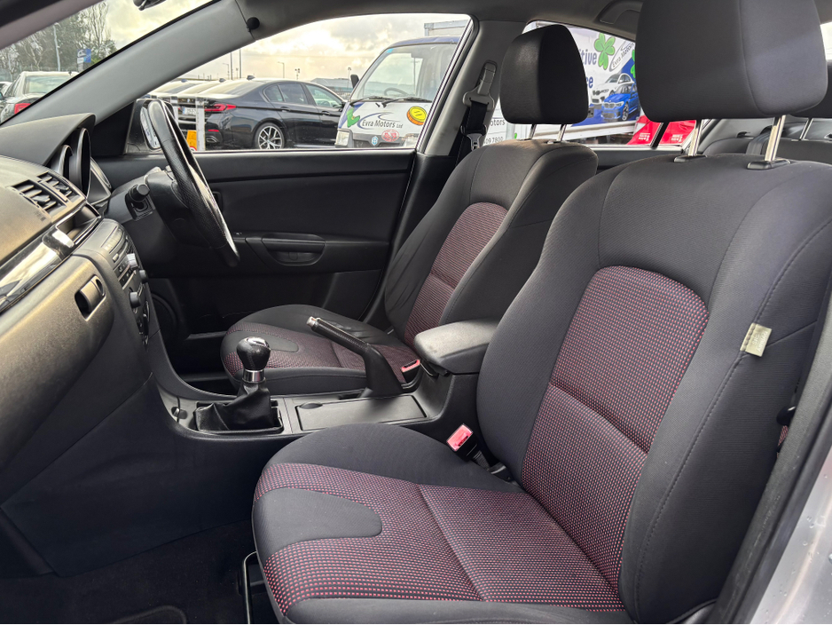 2006 Mazda Mazda3 1.6 TOURING SDN SVP €999