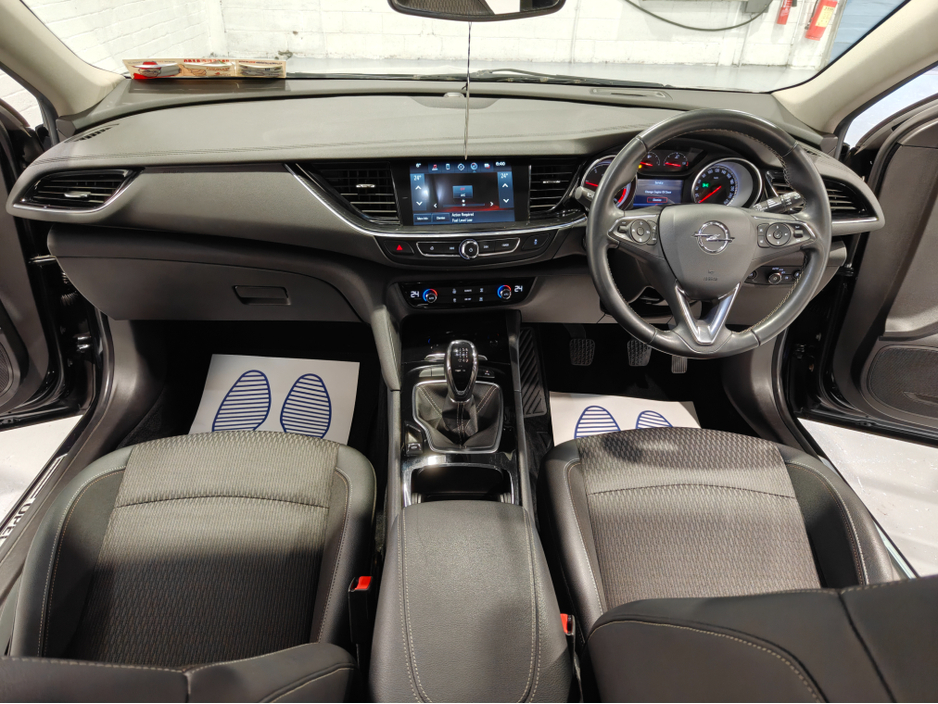 2017 Opel Insignia GRAND SPORT SE 2.0 17 170PS 5DR €10,850