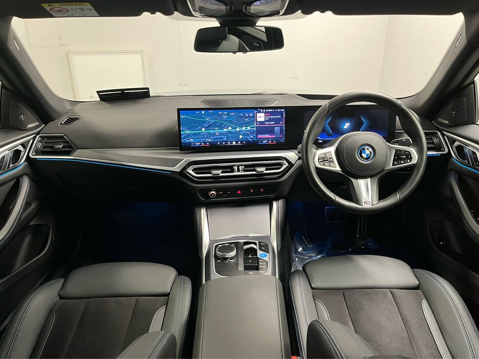 2024 BMW i4 - image 2
