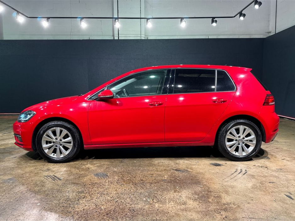 2018 Volkswagen Golf - image 6