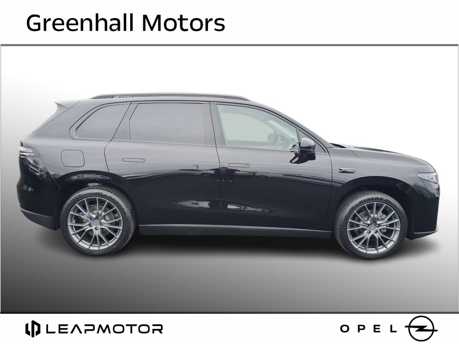 2026 Leapmotor C10 - image 3