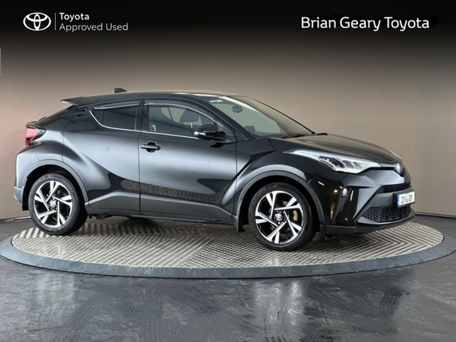 2023 Toyota C-HR HYBRID SPORT €30,950