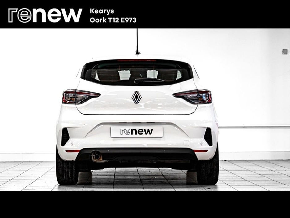 2025 Renault Clio - image 10