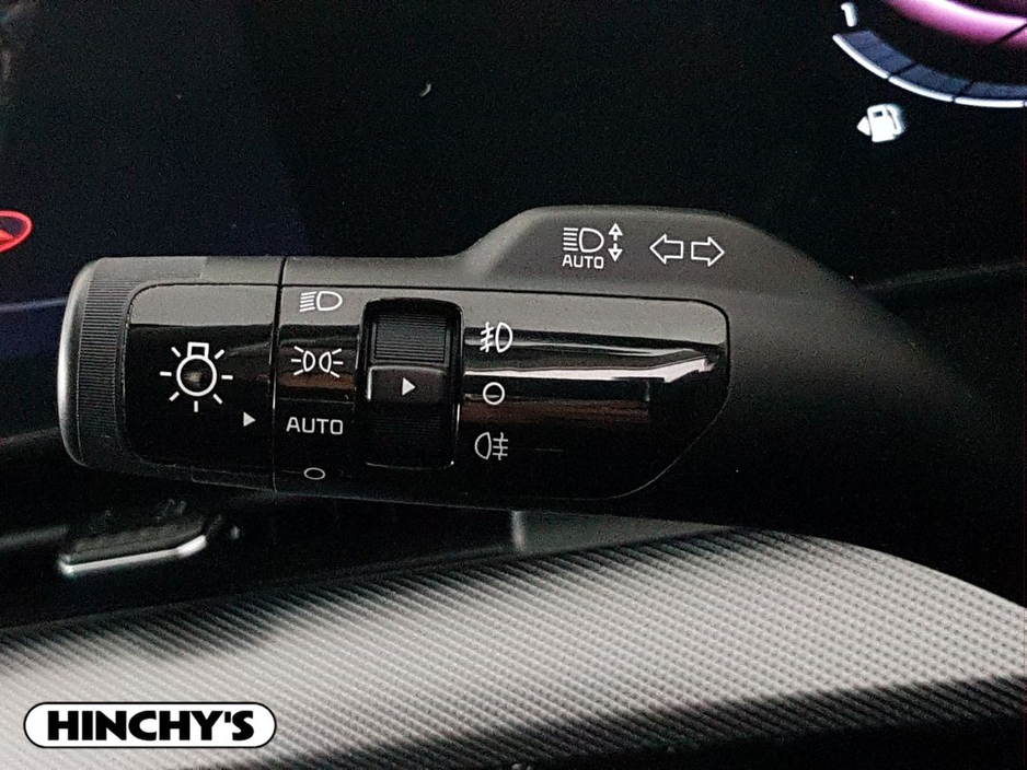 2022 Kia Sportage - image 22