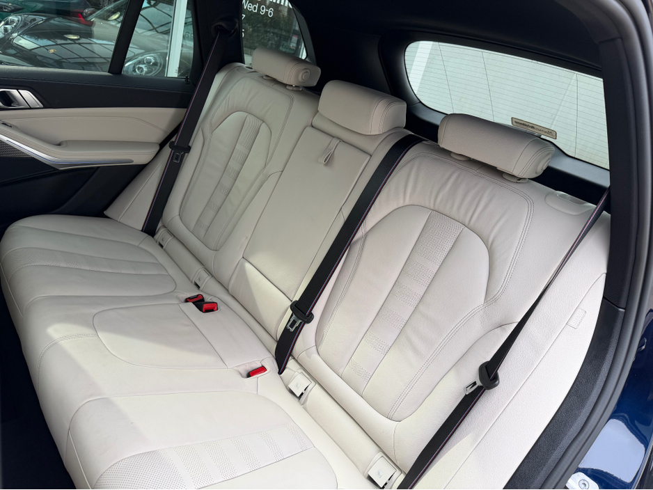 2022 BMW X5 - image 16