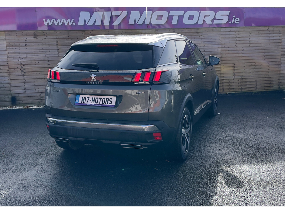 2018 Peugeot 3008 - image 5