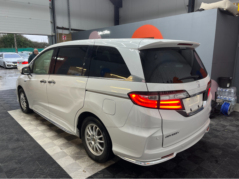2018 Honda Odyssey €22950! 2018 HONDA ODYSSEY 7 SEATER AUTOMATIC HYBRID SENSING 2.0 AUTOMATIC / CRUISE CONTROL / REVERSE CAMERA / AUTOMATIC DOORS / ELECTRIC SEATS €22,950