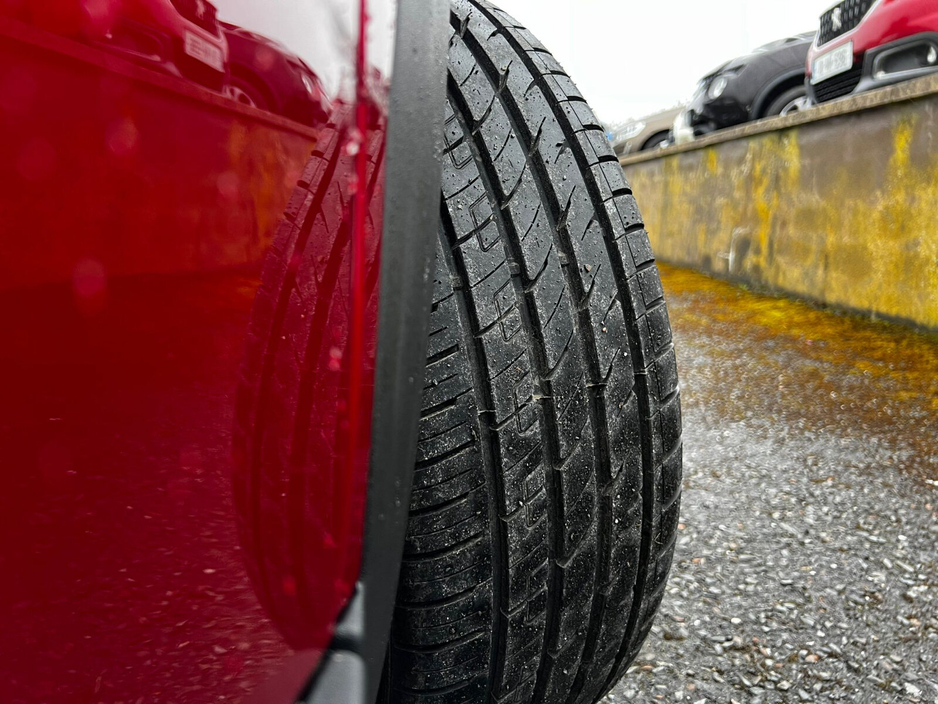 2020 Peugeot 3008 - image 15