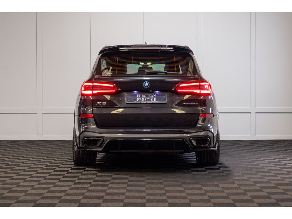 2022 BMW X5 xDrive45e M Sport €62,950
