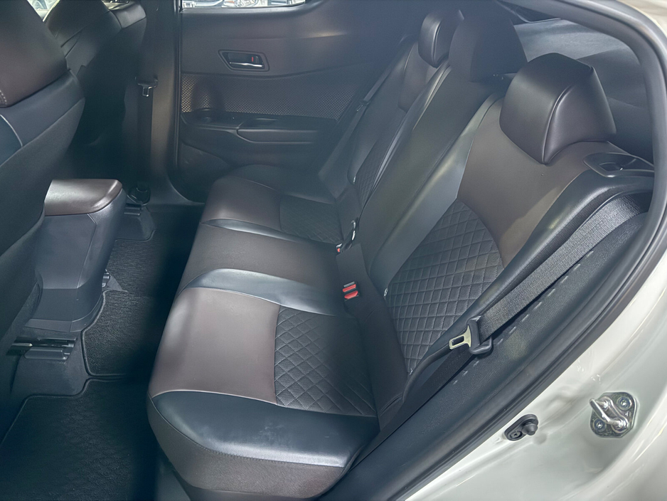 2018 Toyota C-HR - image 27