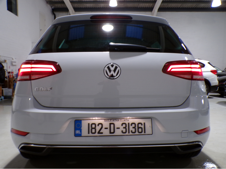 2018 Volkswagen Golf *2018*14,000 MILES*AUTO*VW GOLF MARK 7.5*COLOUR CAMERA*SAT-NAV*APPLE-CARPLAY*ANDROID AUTO*UP-GRADED VW ALLOYS*XL MEDIA*FLAT-BOTTOM SPORT STEERING WHEEL WITH ADAPTIVE CRUISE CONTROL**RADAR ASSIST €18,900