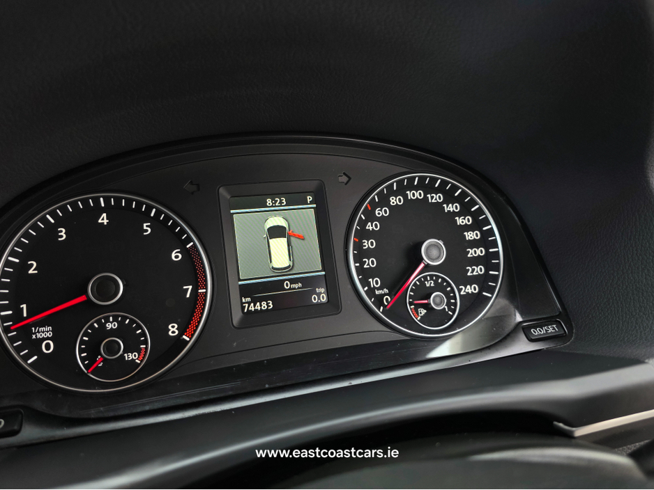 2012 Volkswagen Touran 7 SEATER * HIGHLINE ALCANTARA SEATS * REVERSING CAMERA * SIMI DEALER - SPECIALISING IN IMPORTS OF JAP AUTOMATIC HI SPEC BLUEMOTION // LARGE TOUCH SCREEN // €10,500