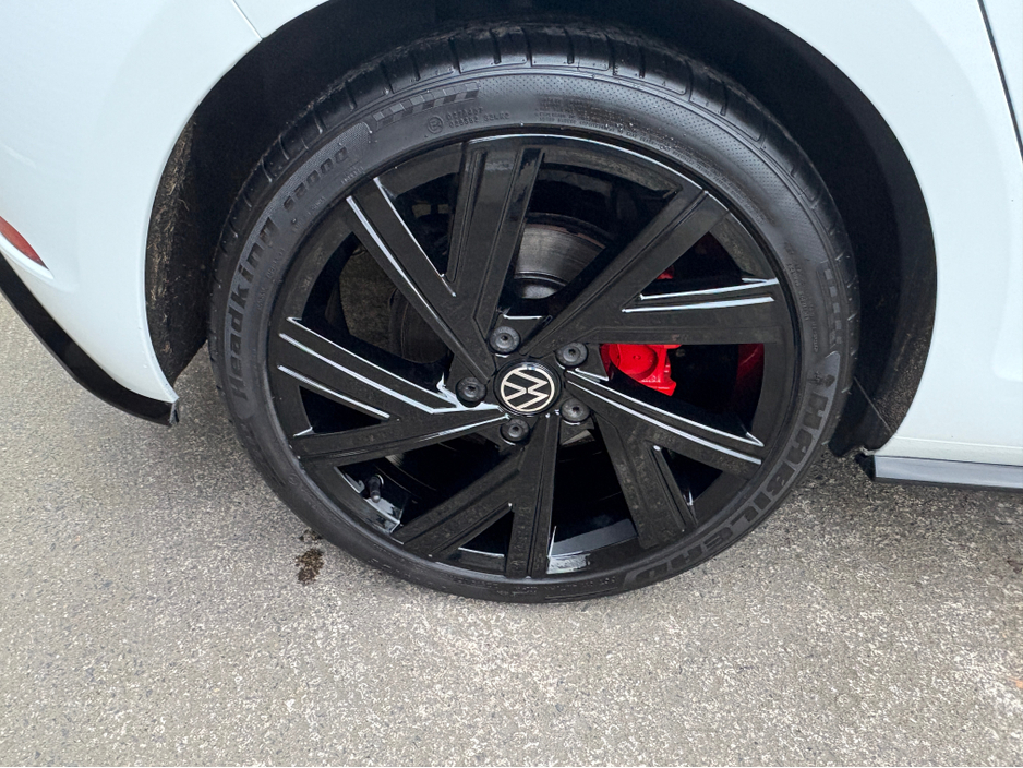 2019 Volkswagen Golf R-LINE 1.5 TSI MANUAL 6SPEED FWD 150HP 5DR €19,250