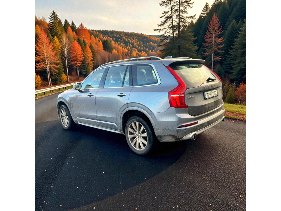2016 Volvo XC90 2.0 D5 225PS AWD MOMENTUM GEARTRONIC €24,888