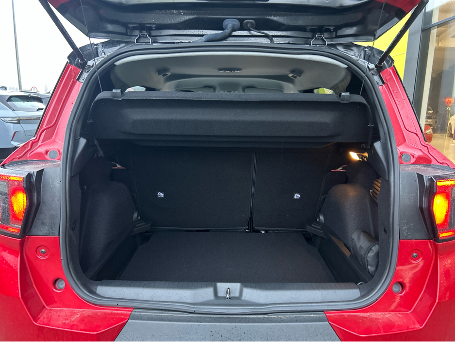 2026 Citroen C3 Aircross - image 12