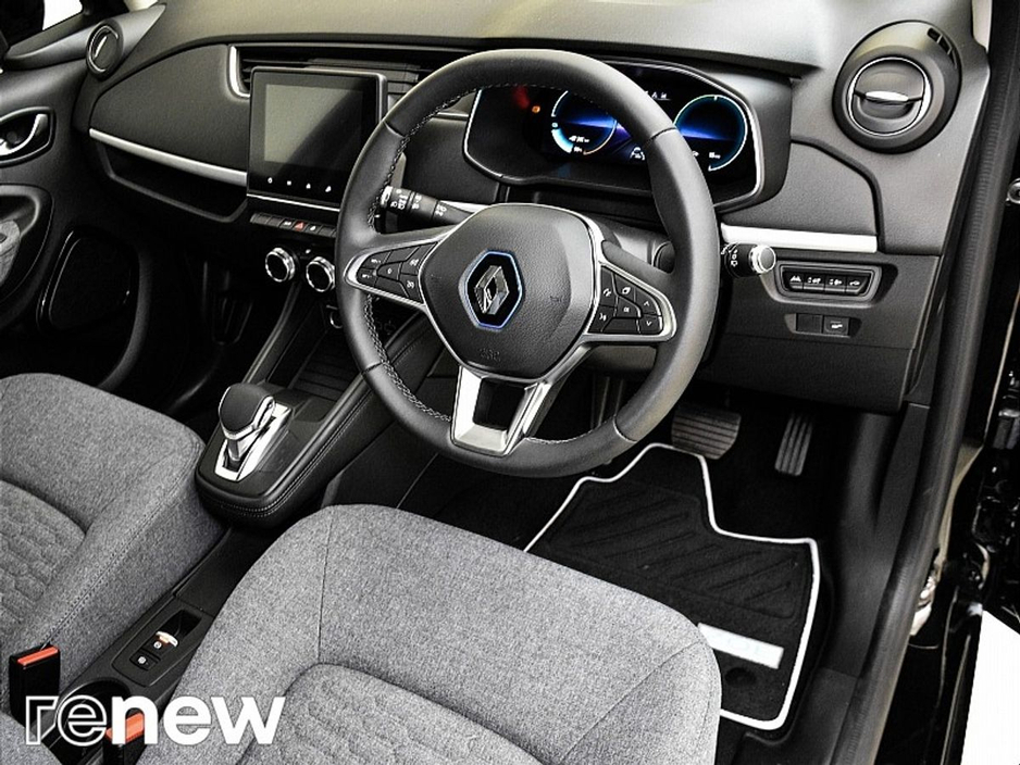 2021 Renault Zoe - image 6