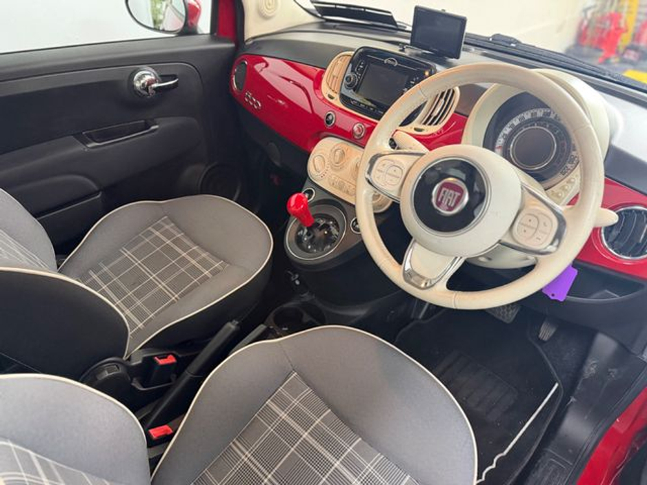 2018 Fiat 500 - image 7