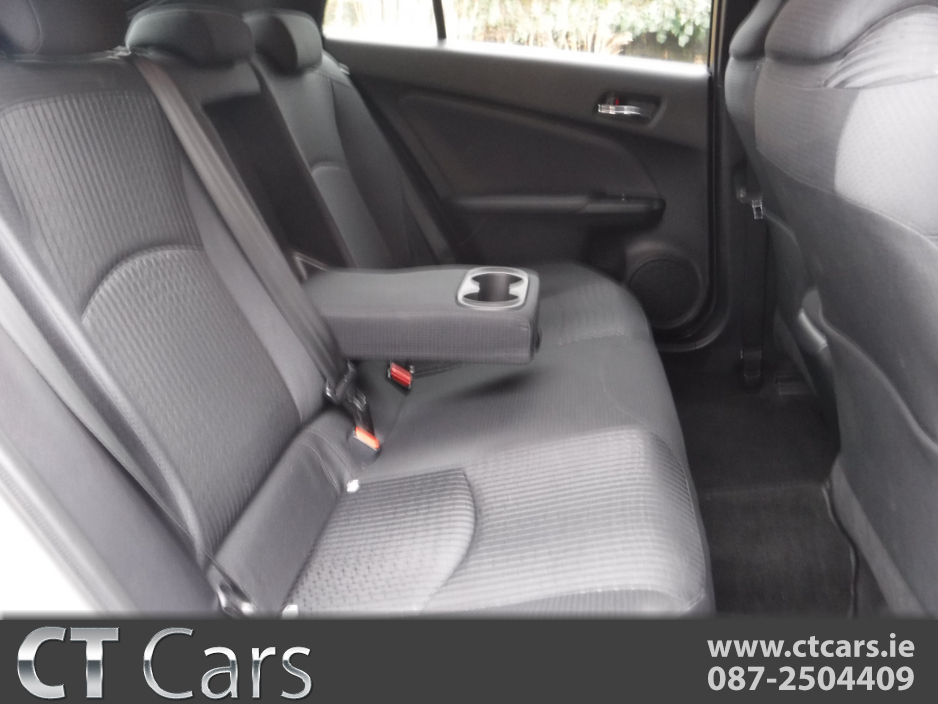 2018 Toyota Prius 1.8 AUTO HYBRID LOW MILES HIGH SPEC €15,950