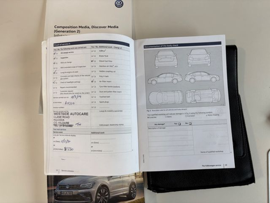 2017 Volkswagen Tiguan - image 27