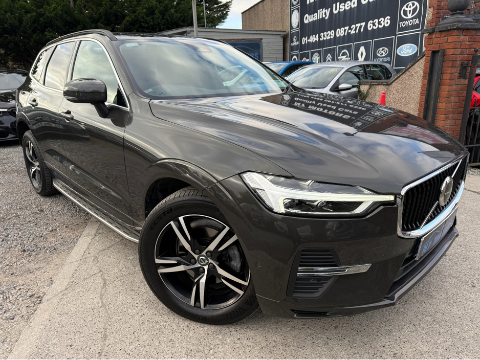 2022 Volvo XC60 2.0 MOMENTUM AUTO €38,450